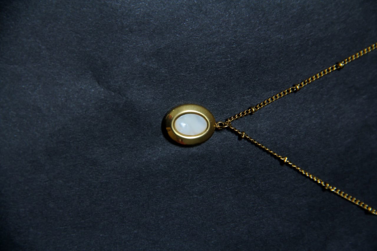 Gold-Plated Mother of Pearl Pendant Necklace